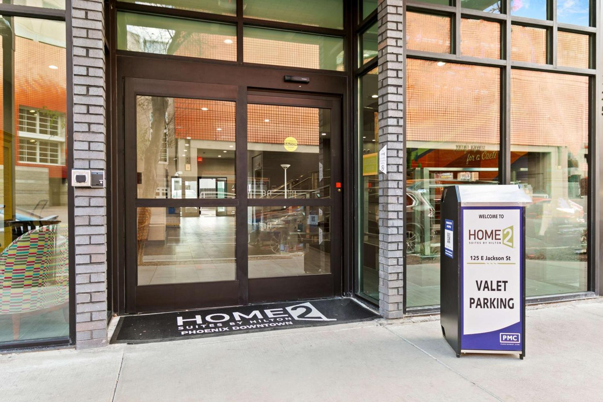 Home2 Suites By Hilton Phoenix Downtown Екстериор снимка