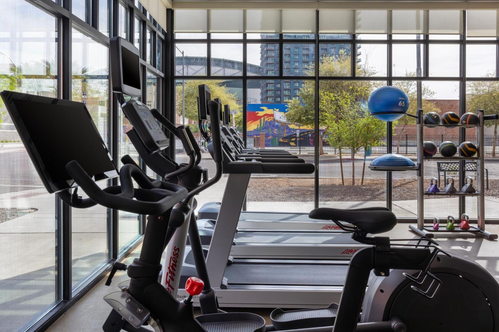 Home2 Suites By Hilton Phoenix Downtown Екстериор снимка