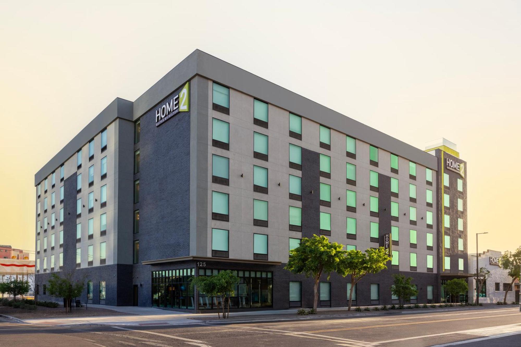 Home2 Suites By Hilton Phoenix Downtown Екстериор снимка