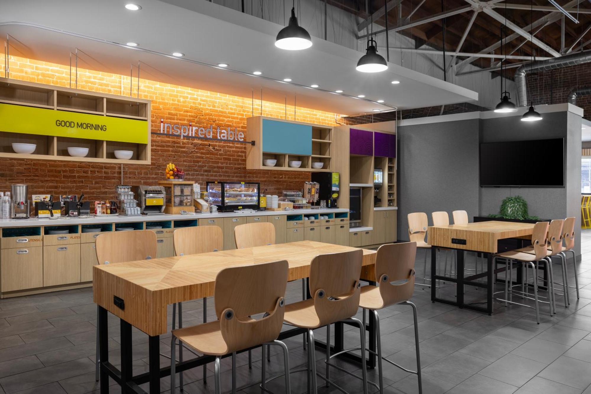 Home2 Suites By Hilton Phoenix Downtown Екстериор снимка