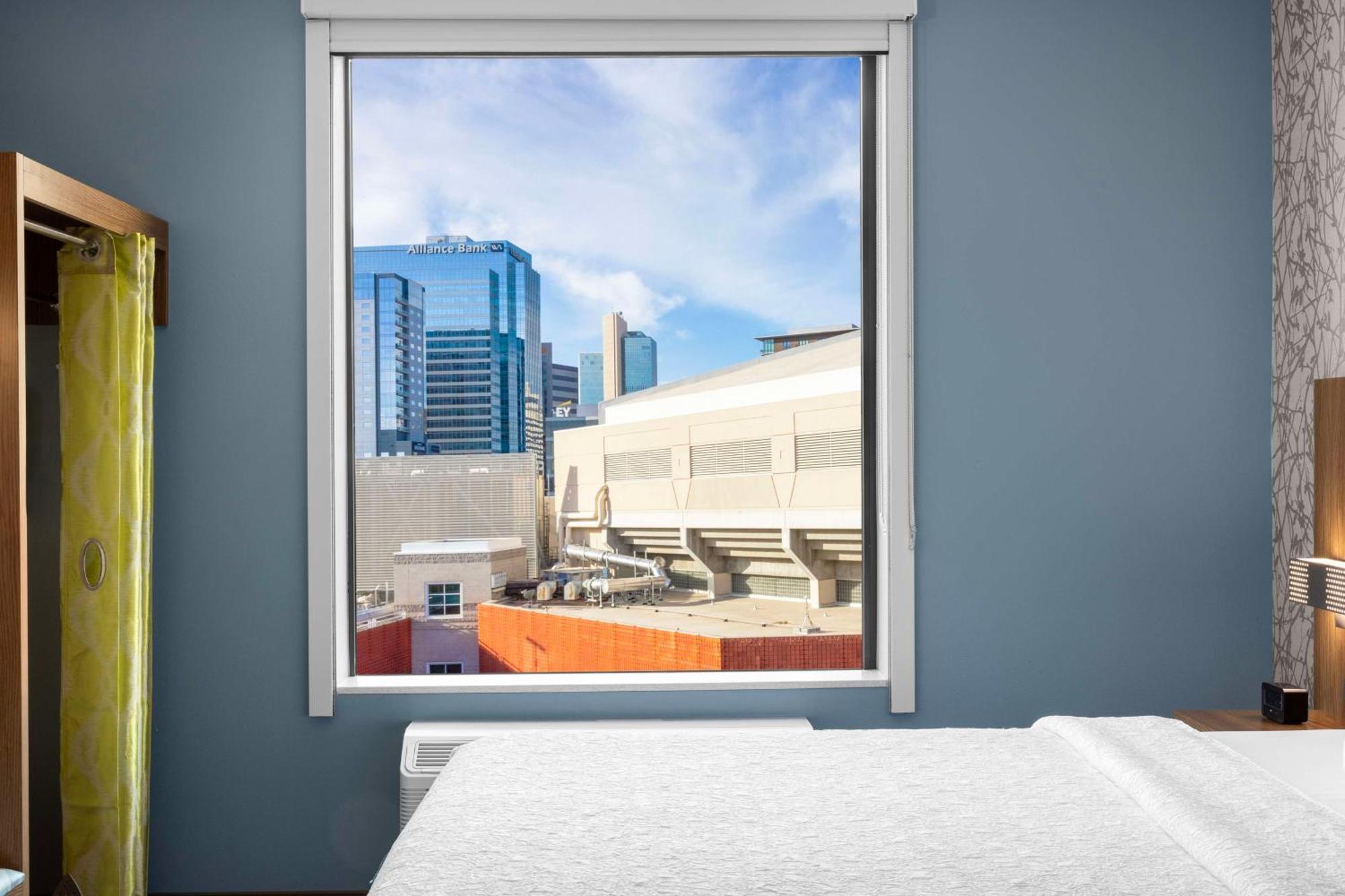 Home2 Suites By Hilton Phoenix Downtown Екстериор снимка